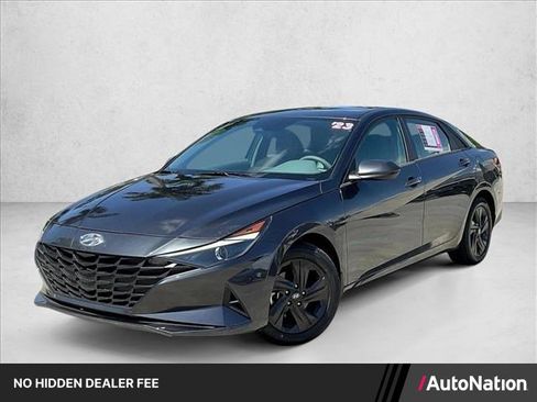 Used 2023 Hyundai Elantra SEL FWD image 1