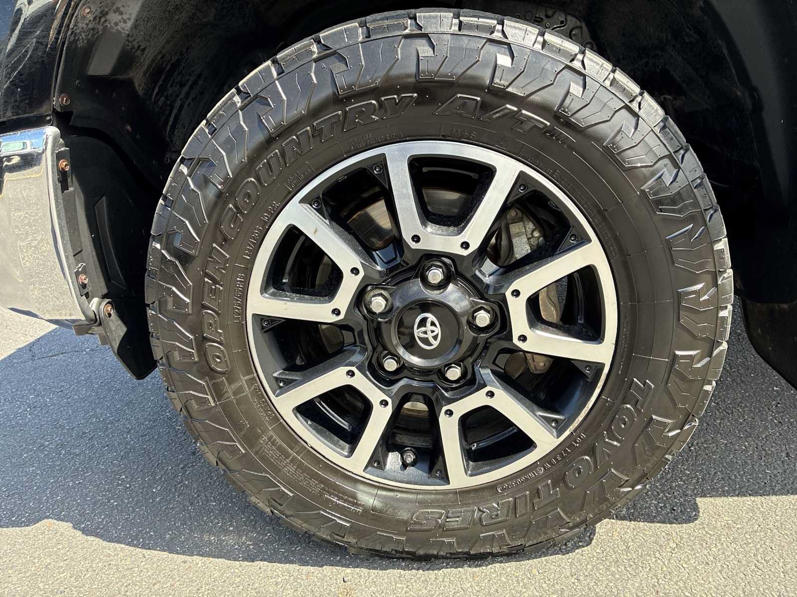 Used 2018 Toyota Tundra SR5 AWD/4WD image 18