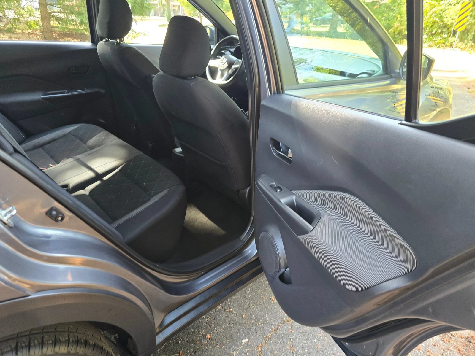 Used 2020 Nissan Kicks S FWD image 13