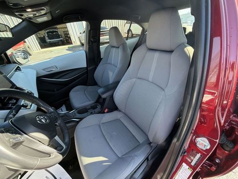 Used 2023 Toyota Corolla SE image 17