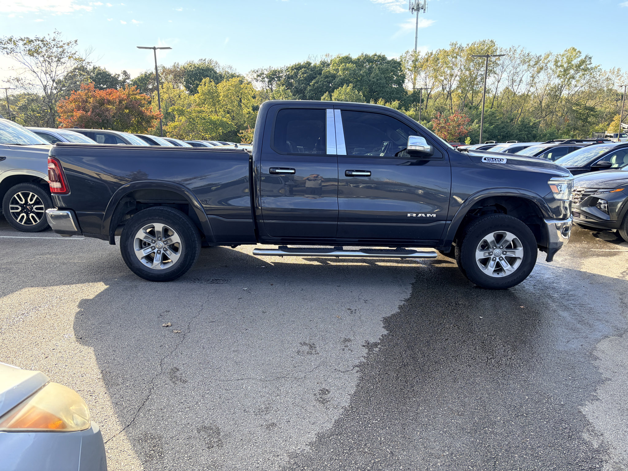 Used 2019 RAM 1500 Laramie AWD/4WD image 6