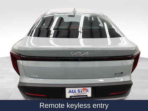 Used 2025 Kia K4 LXS image 6