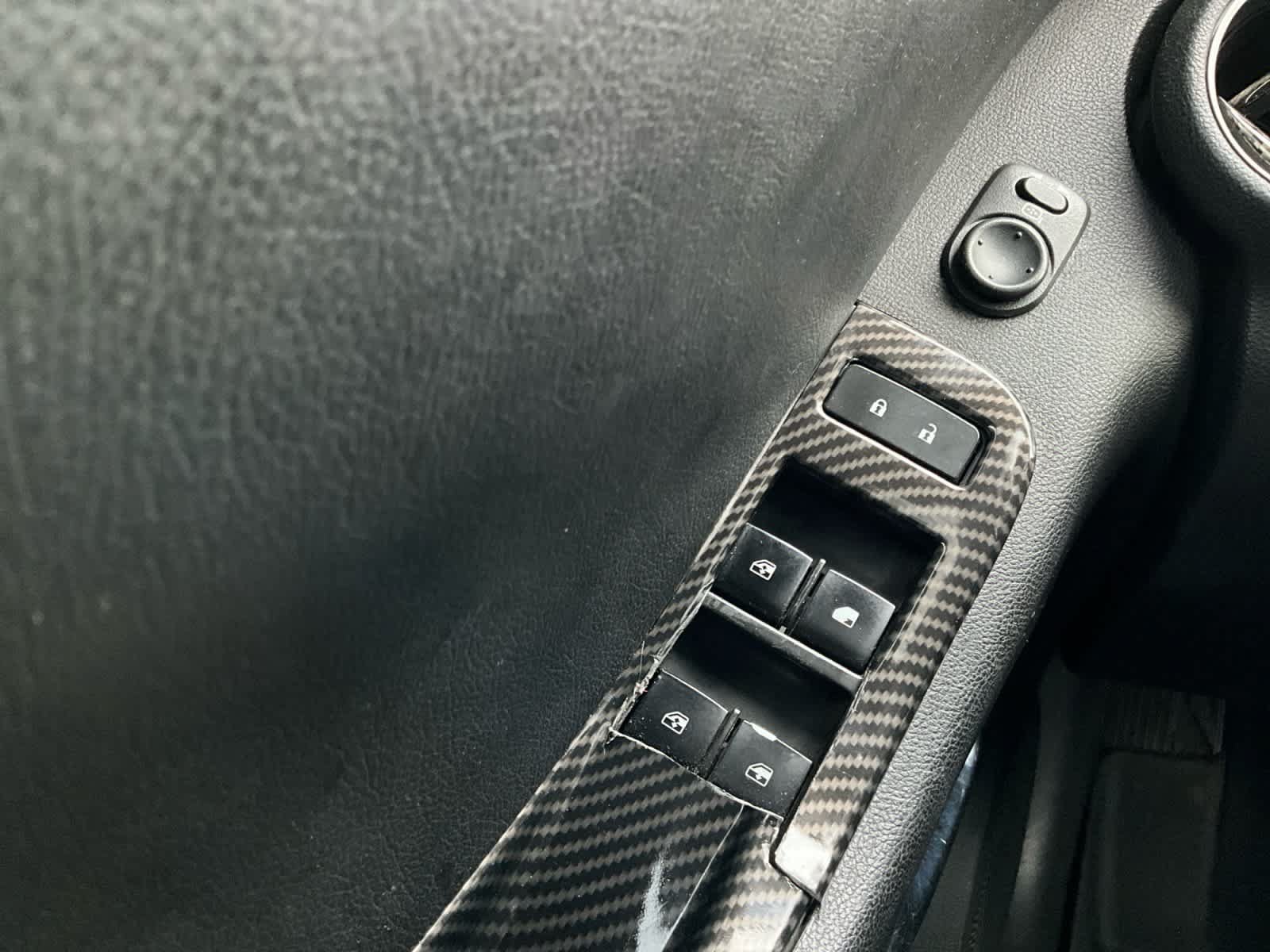 Used 2012 Chevrolet Camaro SS RWD image 25