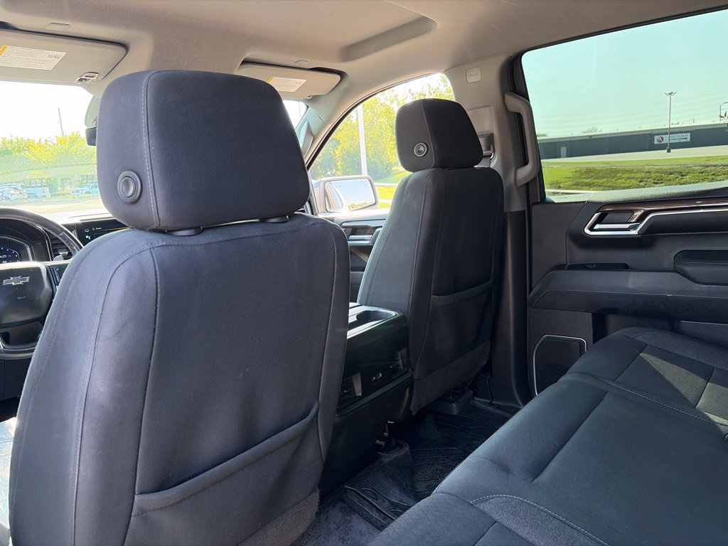 Used 2023 Chevrolet Silverado 1500 RST AWD/4WD image 37
