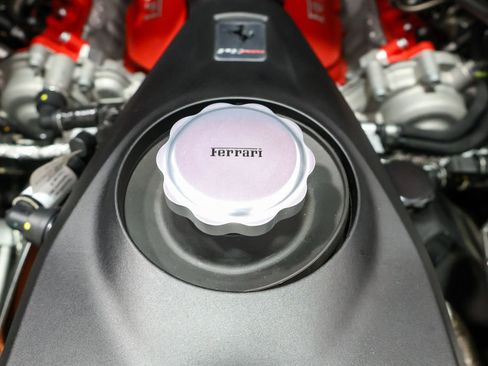 Used 2022 Ferrari SF90 Stradale AWD/4WD image 54