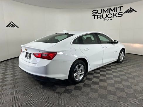 Used 2024 Chevrolet Malibu LT FWD image 12