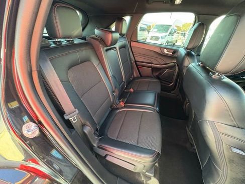 Used 2025 Ford Escape ST-Line image 27