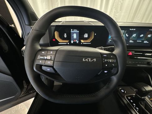 New 2026 Kia Sportage X-Line w/ X-Line Premium Package image 20