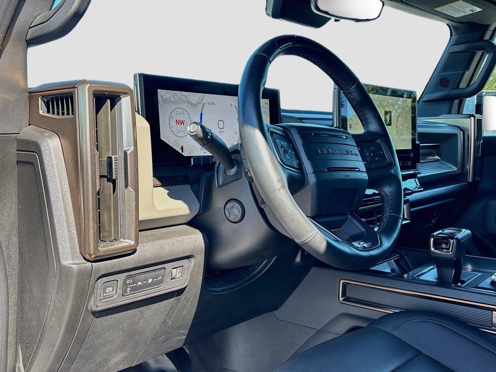 Used 2025 GMC Hummer EV 3X AWD/4WD image 9
