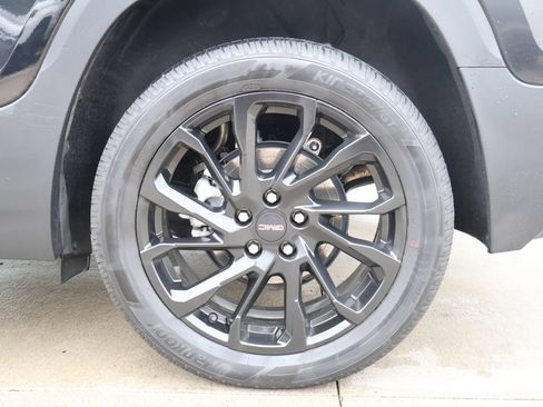 Used 2024 GMC Terrain SLE w/ Driver Convenience Package AWD/4WD image 40