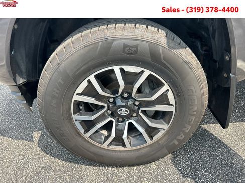 Certified 2022 Toyota Tacoma TRD Sport w/ TRD Premium Sport Package AWD/4WD image 26