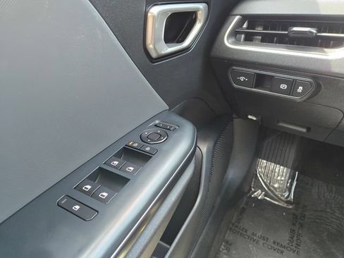 Certified 2025 Kia K4 FWD image 19