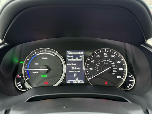 Used 2022 Lexus RX 450h AWD w/ Luxury Package image 14