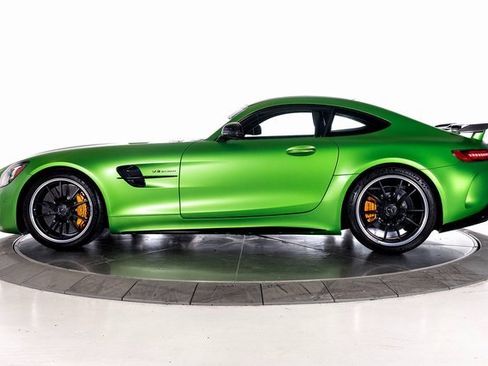 Used 2019 Mercedes-Benz AMG GT R image 2