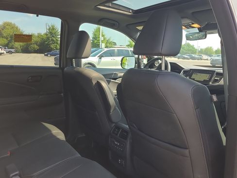 Used 2023 Honda Passport Elite image 18