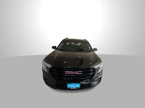 Used 2024 GMC Terrain SLT w/ Tech Package AWD/4WD image 3