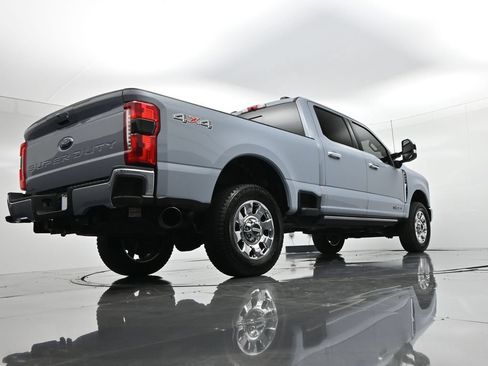 Used 2024 Ford F250 Lariat w/ Lariat Ultimate Package AWD/4WD image 25