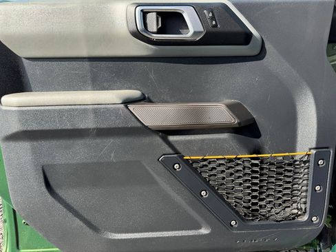 Used 2023 Ford Bronco Badlands image 33