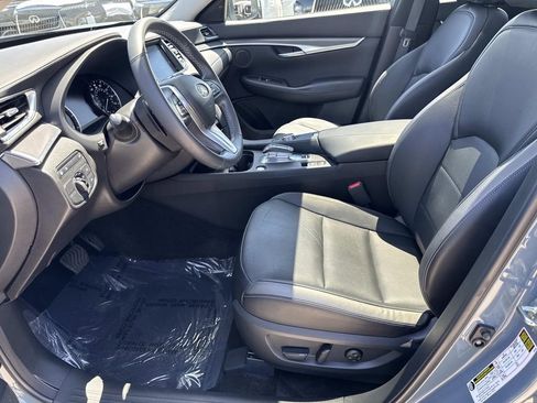 Certified 2023 INFINITI QX50 Luxe FWD image 15