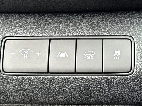 Used 2023 Hyundai Santa Fe SEL image 11