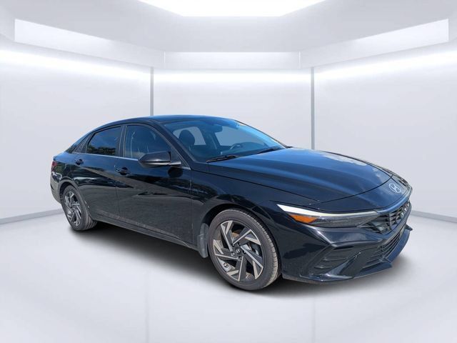 Used 2024 Hyundai Elantra SEL w/ Convenience Package FWD image 1