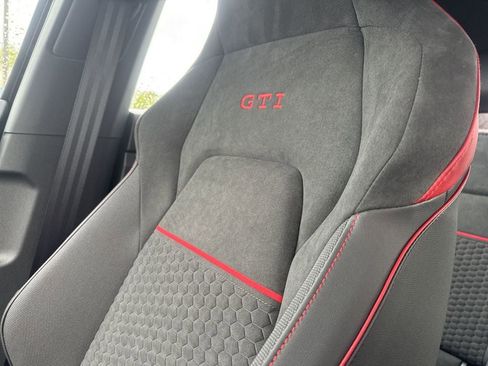 New 2026 Volkswagen GTI SE FWD image 40