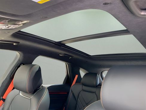 New 2026 Genesis GV70 3.5T Sport Prestige AWD/4WD image 17