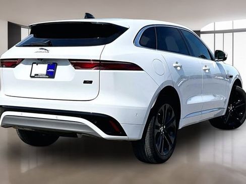 Used 2026 Jaguar F-PACE R-Dynamic S image 6