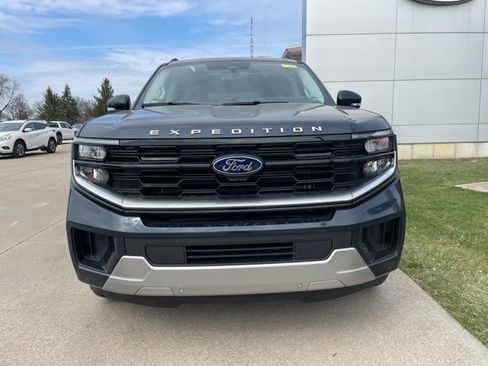 New 2026 Ford Expedition Max Platinum AWD/4WD image 6