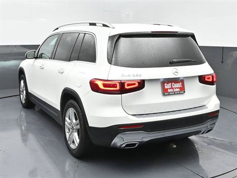 Used 2023 Mercedes-Benz GLB 250 image 4