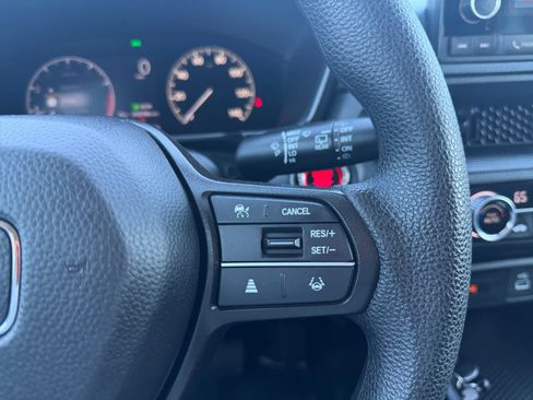 Used 2024 Honda CR-V LX image 13