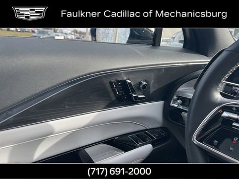 Certified 2024 Cadillac Lyriq Luxury image 24