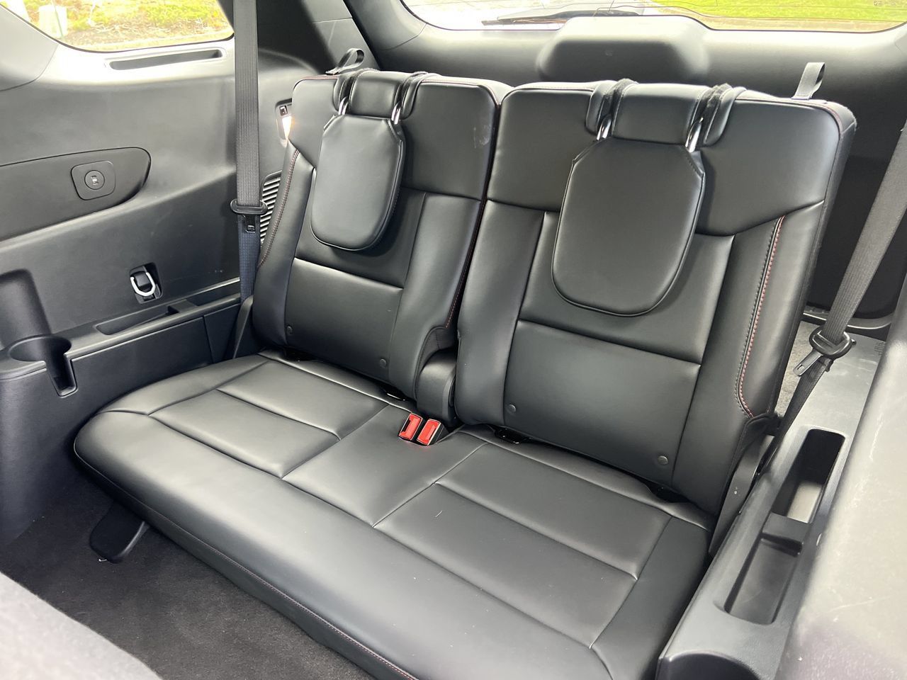 New 2026 Ford Explorer ST-Line w/ ST-Line Street Pack RWD image 18