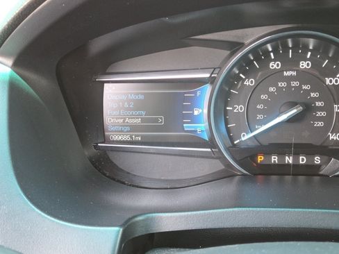 Used 2018 Ford Explorer Limited AWD/4WD image 34