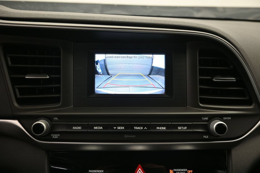 Used 2019 Hyundai Elantra SE w/ Cargo Package FWD image 16