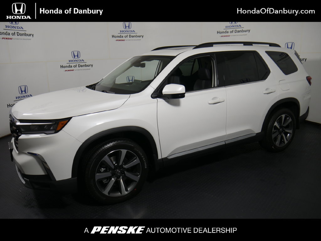 New 2026 Honda Pilot Touring image 1
