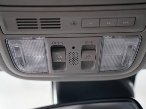 Used 2014 Honda Odyssey Touring image 26
