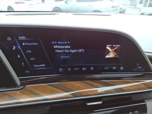 Used 2024 Cadillac Escalade Sport Platinum AWD/4WD image 33