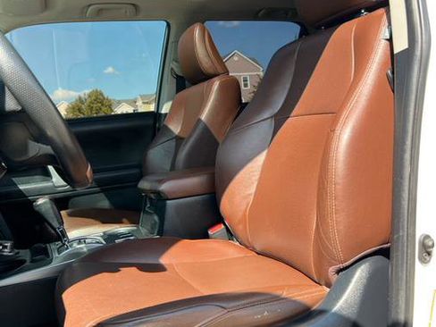 Used 2020 Toyota 4Runner Limited image 4