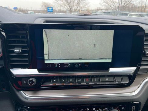 Used 2022 Chevrolet Silverado 1500 High Country w/ High Country Premium Package image 41