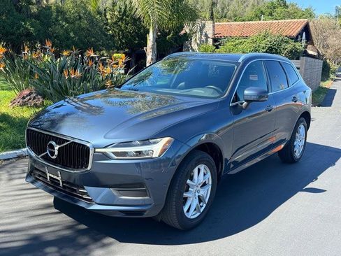 Used 2019 Volvo XC60 T5 Momentum w/ Premium Package image 1