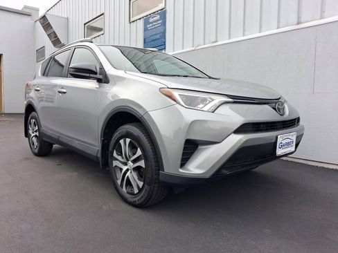 Used 2017 Toyota RAV4 LE w/ All Weather Liner Package AWD/4WD image 7