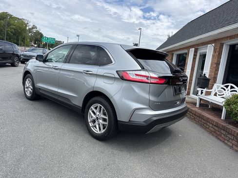 Used 2023 Ford Edge SEL w/ Convenience Package AWD/4WD image 13