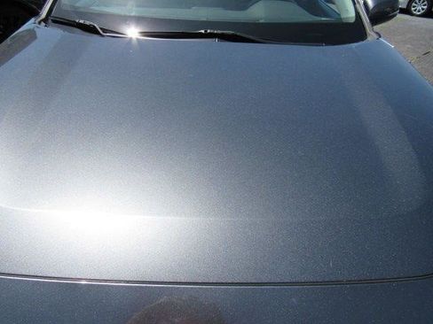Used 2021 Toyota RAV4 XLE FWD image 5