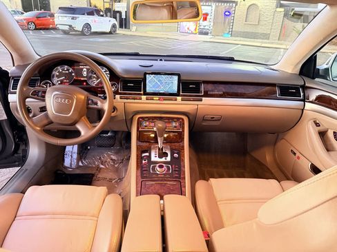 Used 2008 Audi S8 image 42