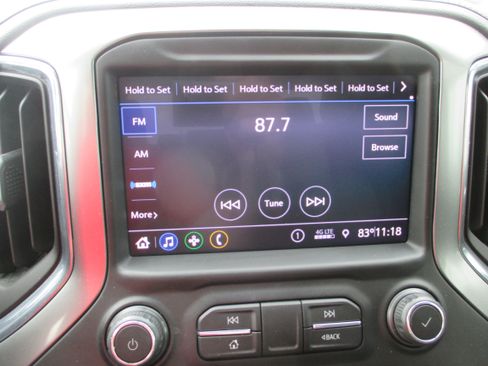 Used 2021 Chevrolet Silverado 1500 LT w/ Bed Protection Package AWD/4WD image 17