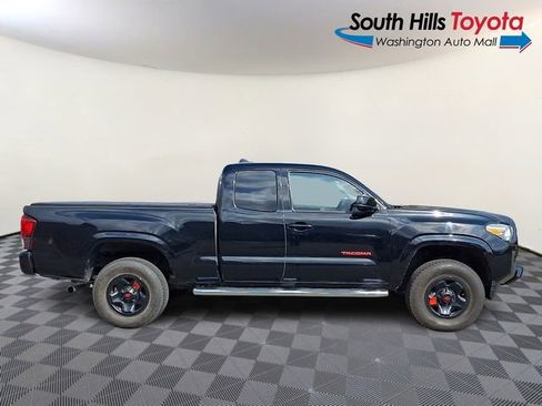 Used 2023 Toyota Tacoma SR AWD/4WD image 7