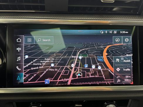 Used 2020 Audi Q3 2.0T Premium Plus w/ Premium Plus Package image 19