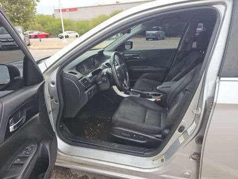 Used 2014 Honda Accord Sport image 9