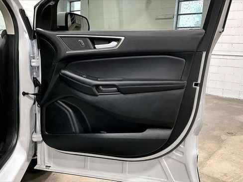 Certified 2022 Ford Edge SEL w/ Convenience Package image 23
